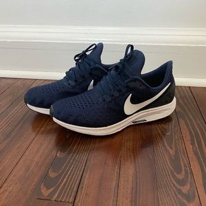 Nike Women’s Air Zoom Pegasus 35 Running Shoes